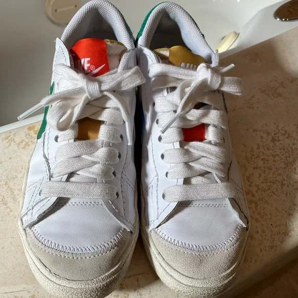 Nike Blazer Low ‘77 Jumbo Sneaker - Picture 3 of 9